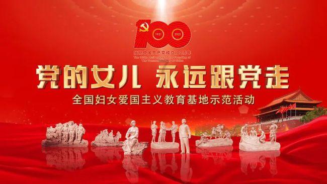 逃离残破的船只