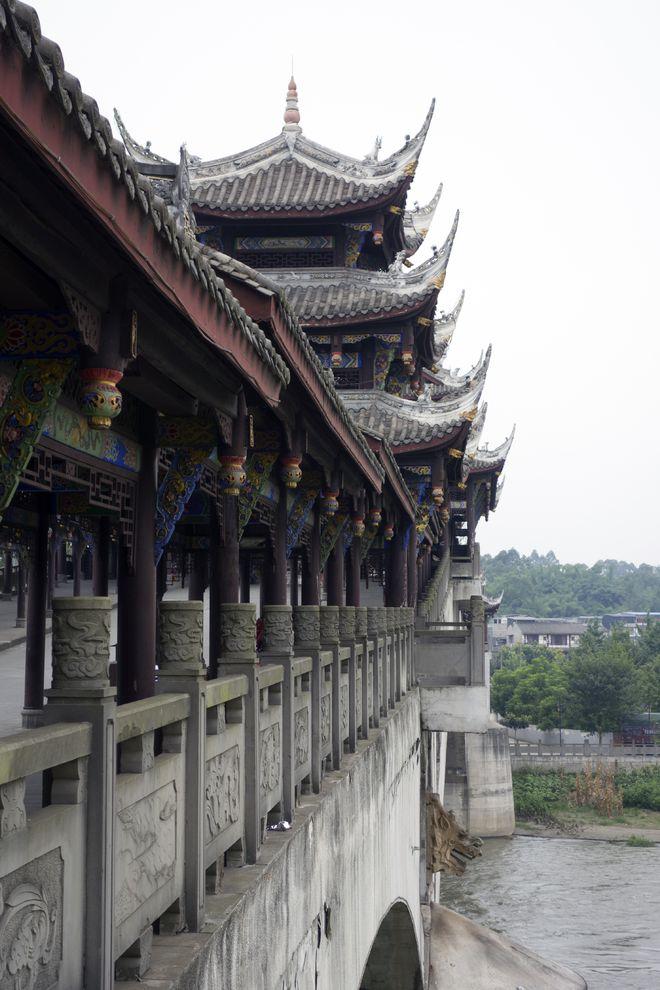 地板冒岩浆无敌版